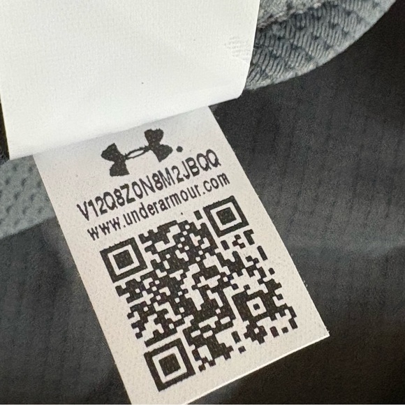 Under Armour Men's UA Iso-Chill ArmourVent Bucket Hat in pitch gray/graphite M/L - Picture 7 of 7